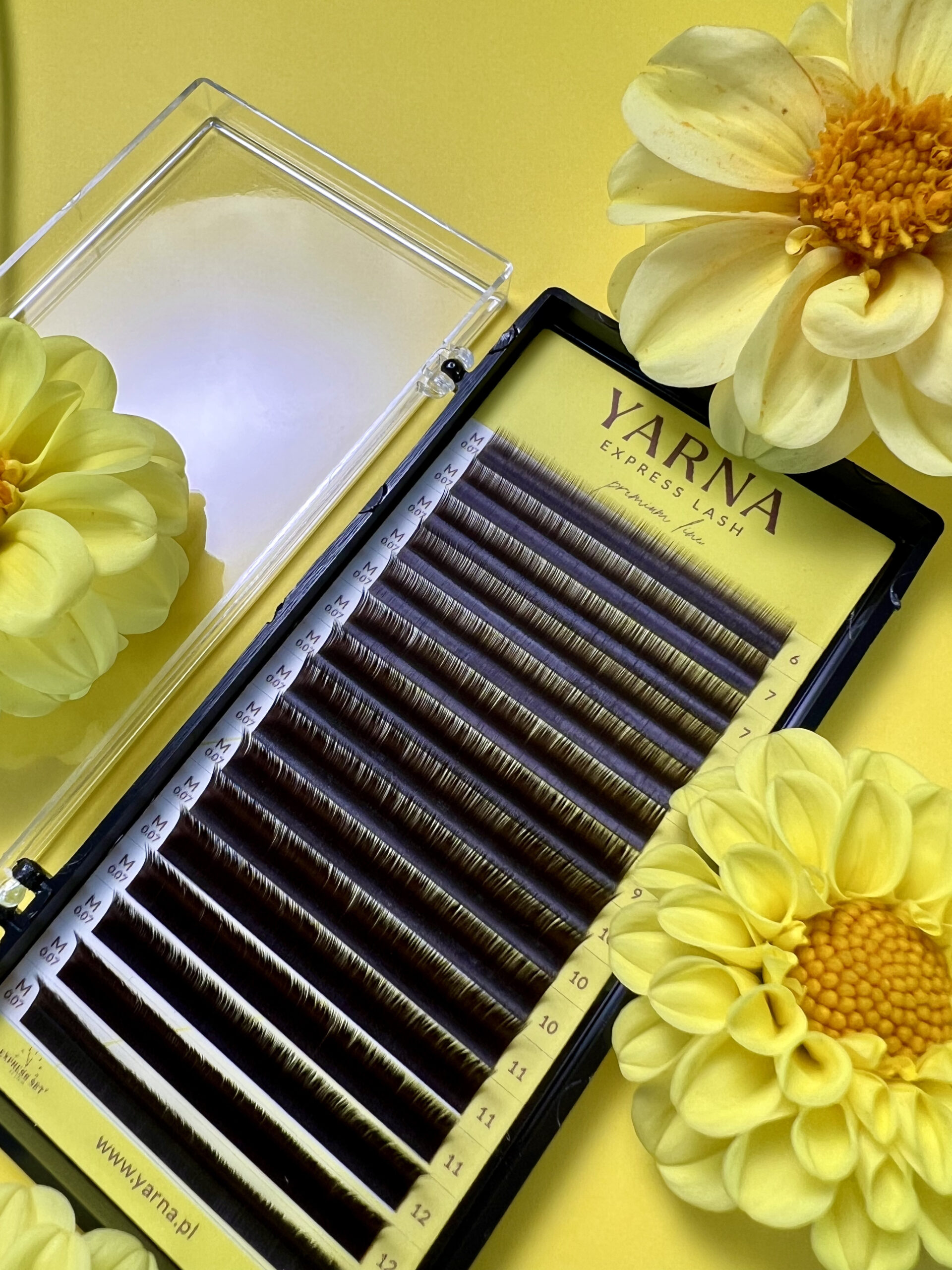 Rzęsy YARNA Express Lash 0,07 M Dark Chocolate