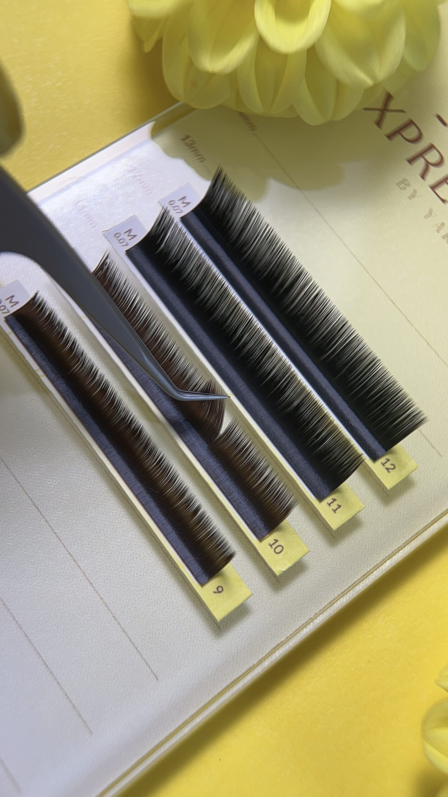 Rzęsy YARNA Express Lash 0,07 M Dark Chocolate - obrazek 4