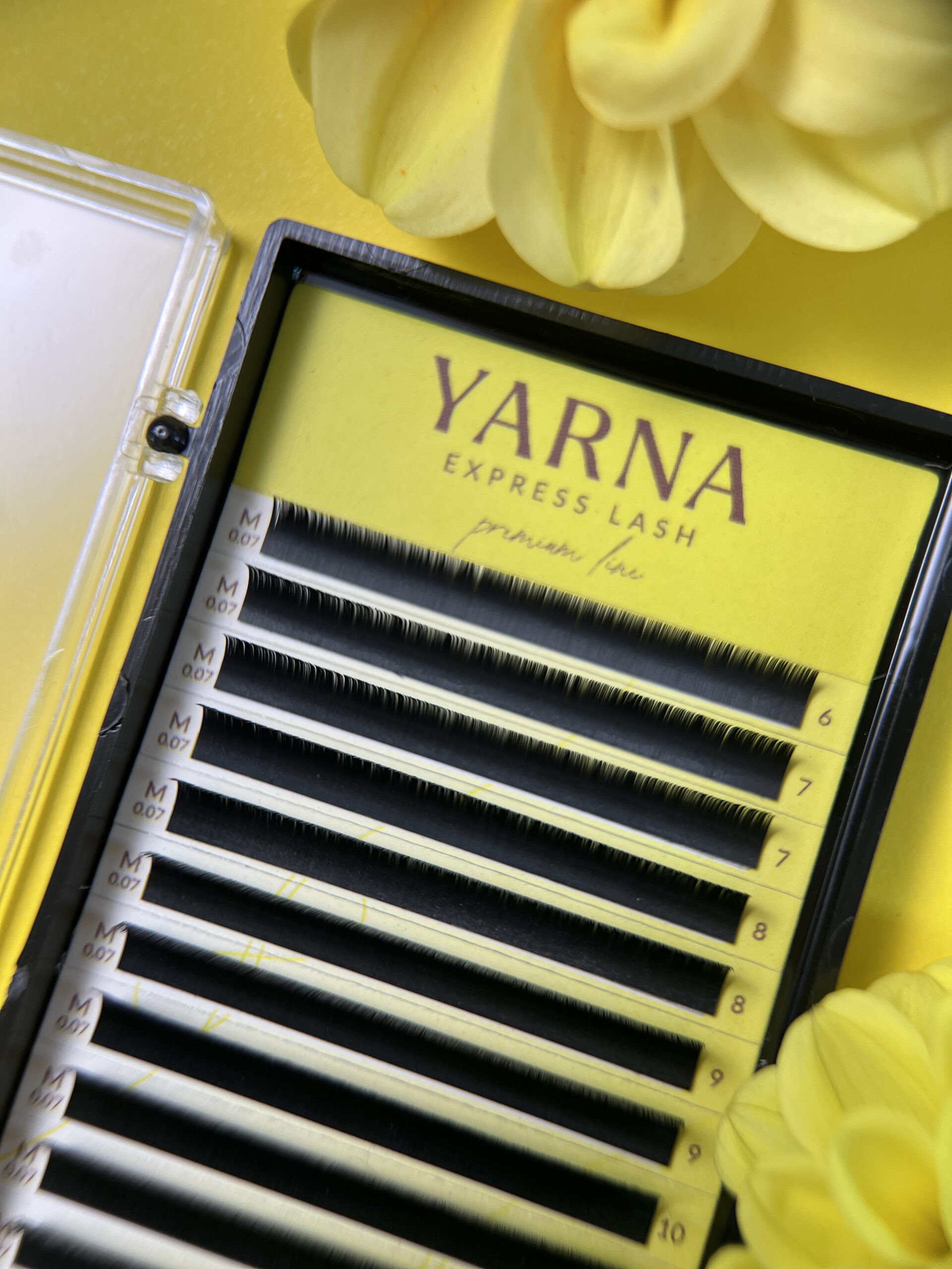 Rzęsy YARNA Express Lash 0,07 M Black - obrazek 6