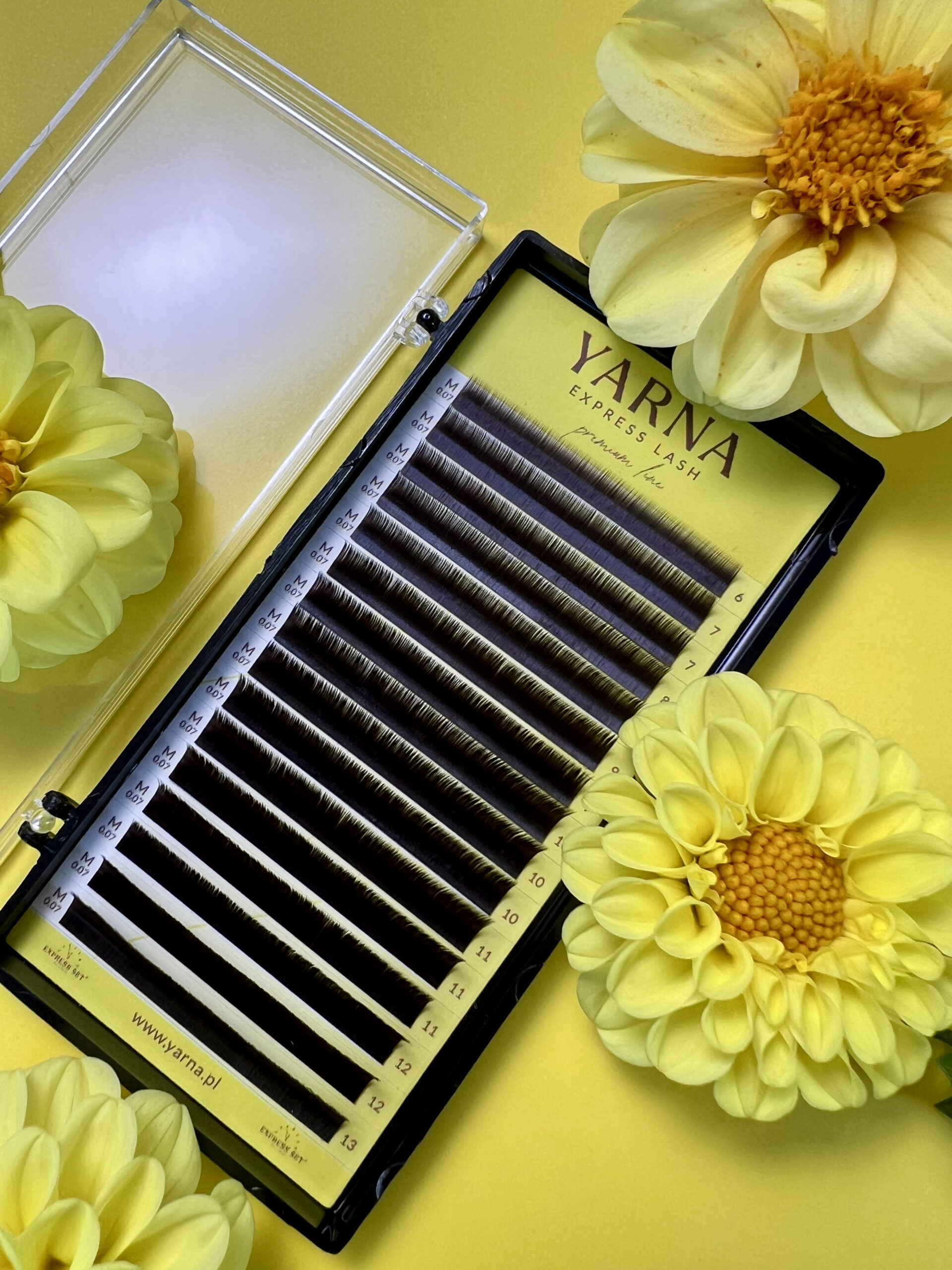 Rzęsy YARNA Express Lash 0,07 M Dark Chocolate - obrazek 6