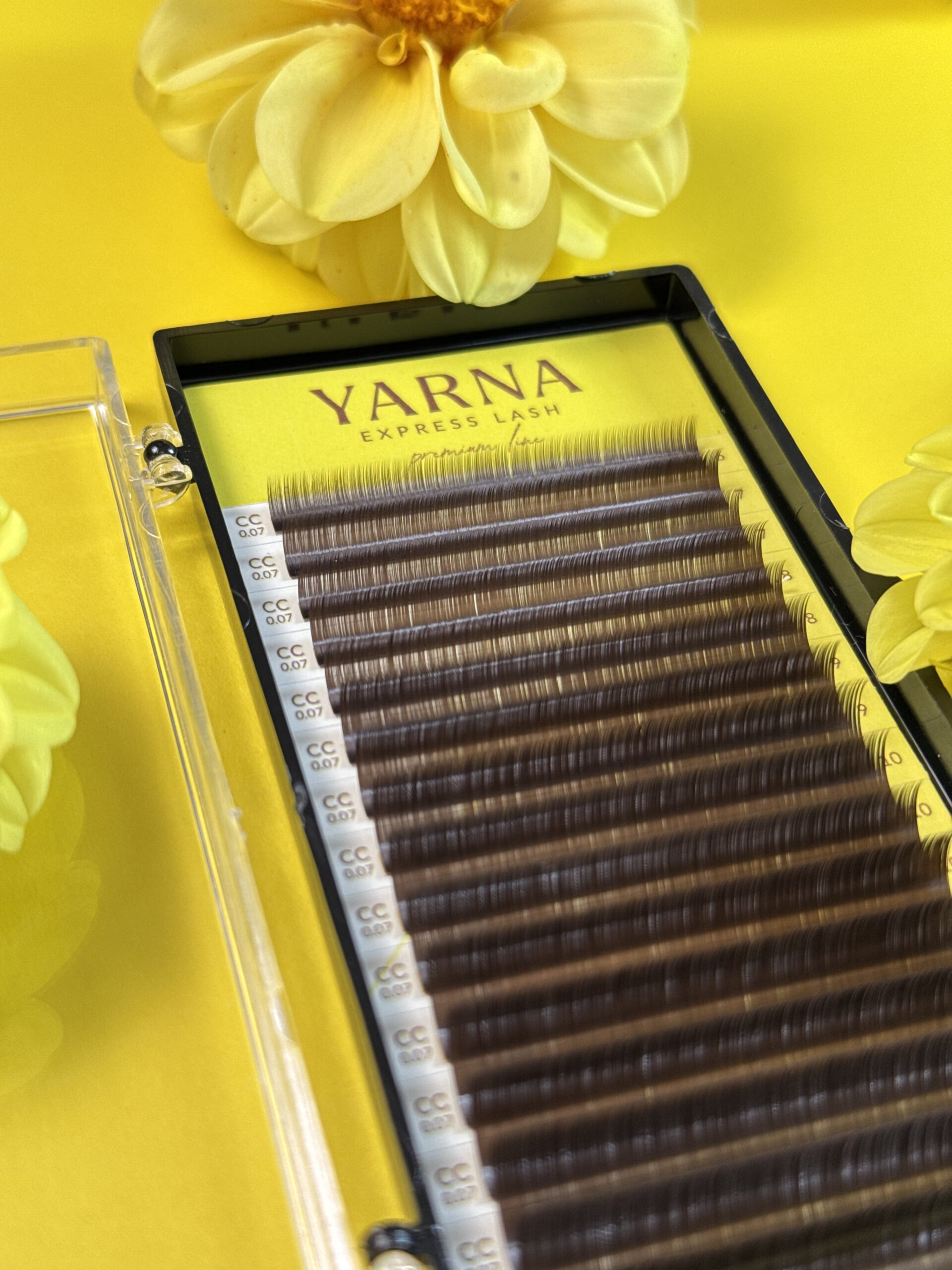 Rzęsy YARNA Express Lash 0,07 Dark Chocolate - różne warianty - obrazek 4