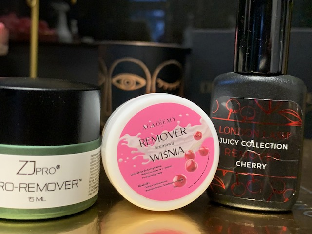 Remover – jak bezpiecznie i skutecznie usunąć rzęsy krok po kroku?